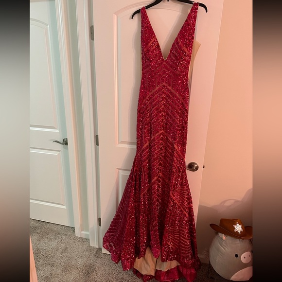 what color tux goes with hot pink dress Sheath/Column Sweetheart Fuchsia Long Prom Dress Elegant Evening Gowns –  SELINADRESS